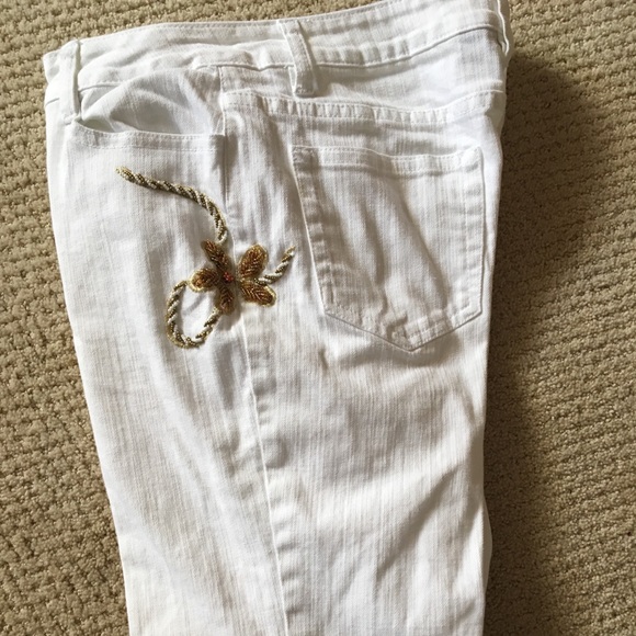 Boston Proper Beaded and Embroidered Jean - Picture 2 of 6